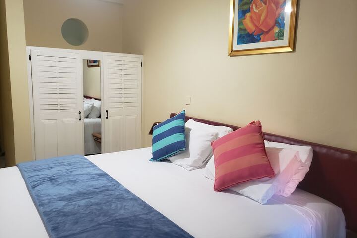 Room 15 of 78