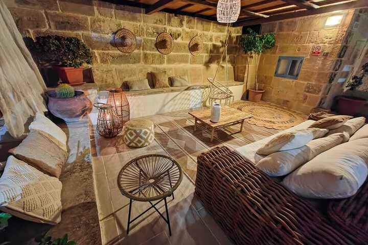 Terrace/Patio 37 of 74