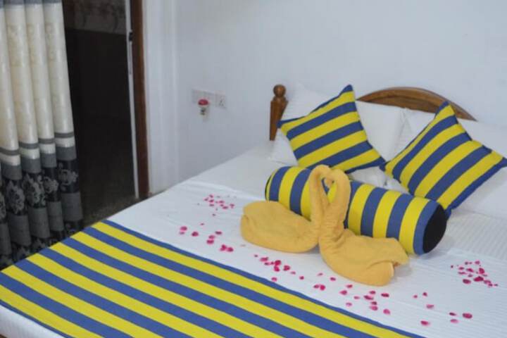 Room 8 of 49