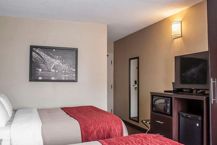 Room 18 of 37