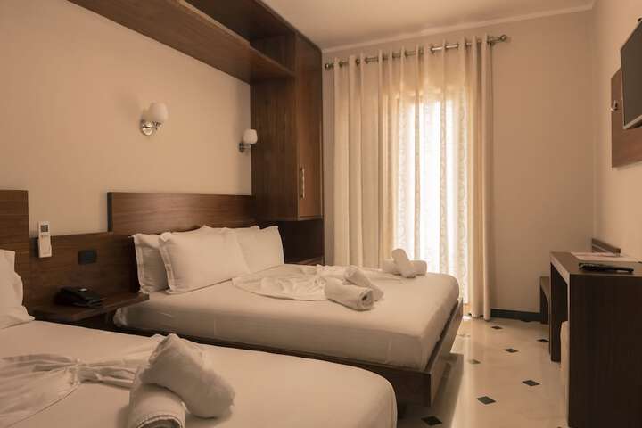 Room 56 of 121