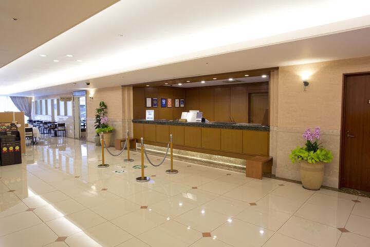 Guest Lobby