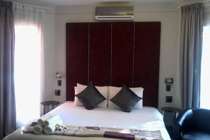Room 17 of 47