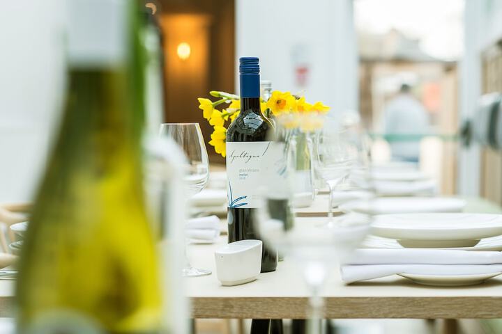 Dining 120 of 139