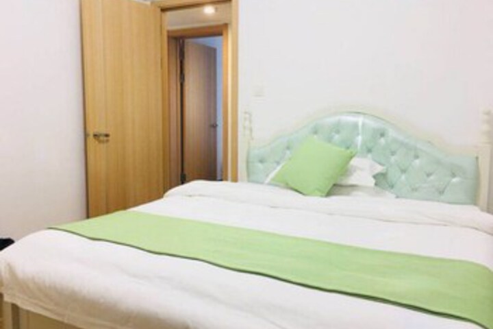 Room 22 of 54