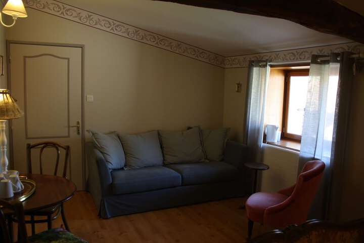 Room 33 of 35