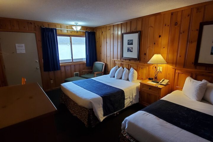 Room 15 of 145