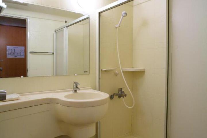 Room 17 of 23