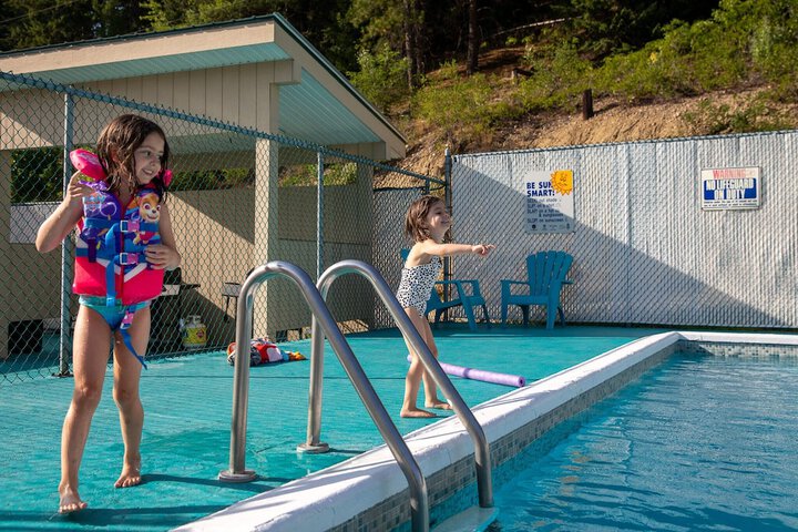 Pool 37 of 42