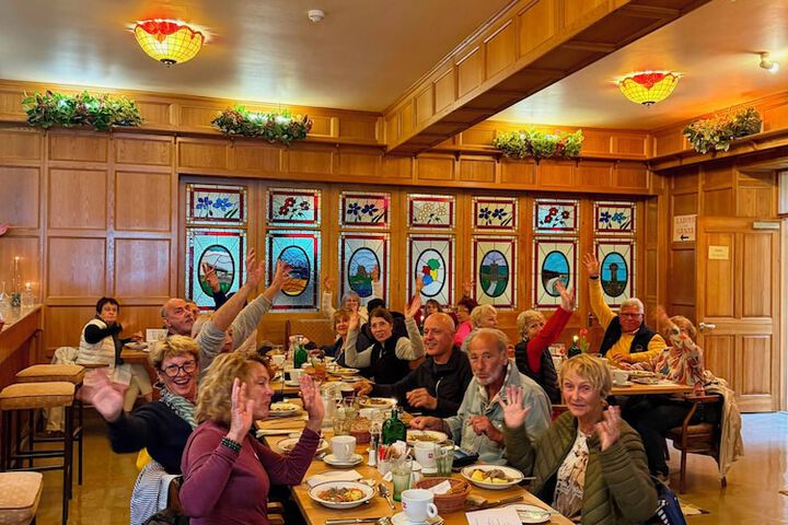 Dining 44 of 75