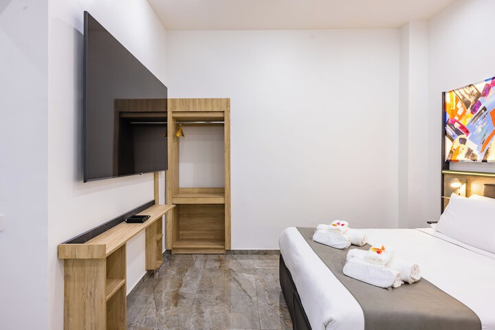 Room 35 of 78
