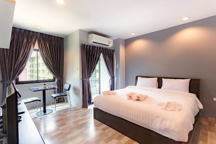 Room 16 of 39