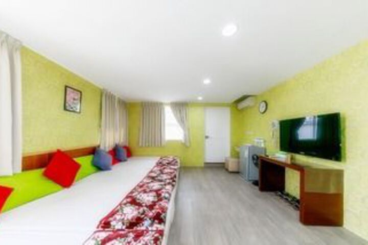 Room 44 of 67