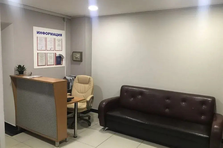 Room 10 of 22