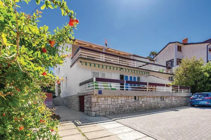 Amazing Home in Banjol With Wifi and 1 Bedrooms