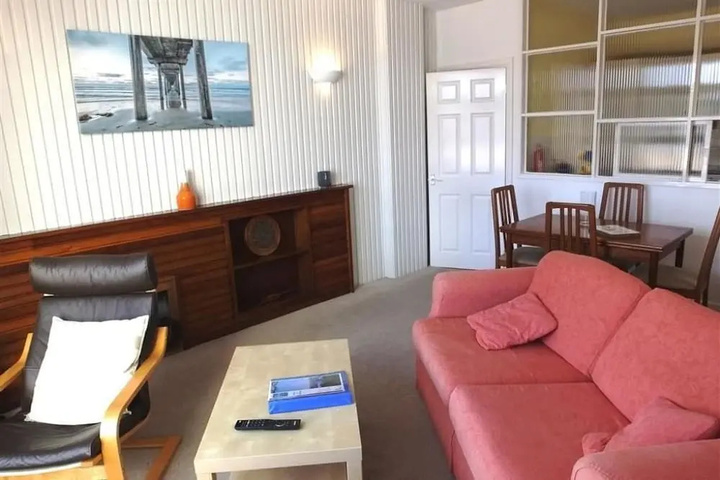 Room 2 of 13