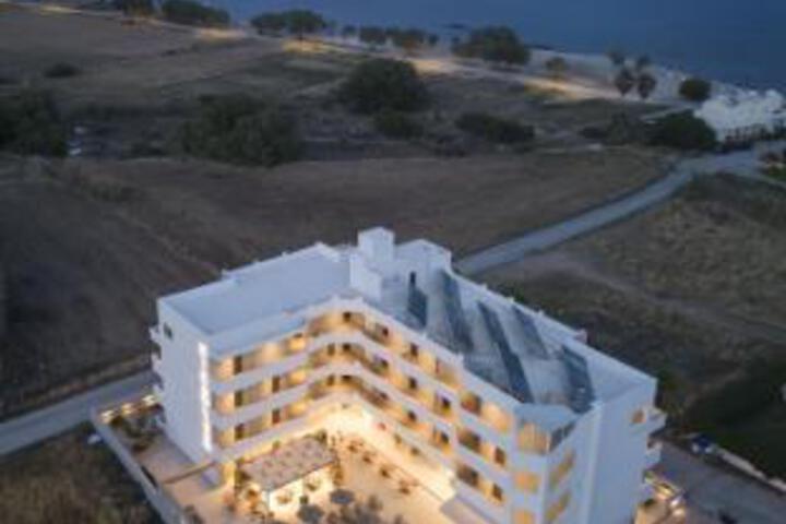 Estia Beach Hotel