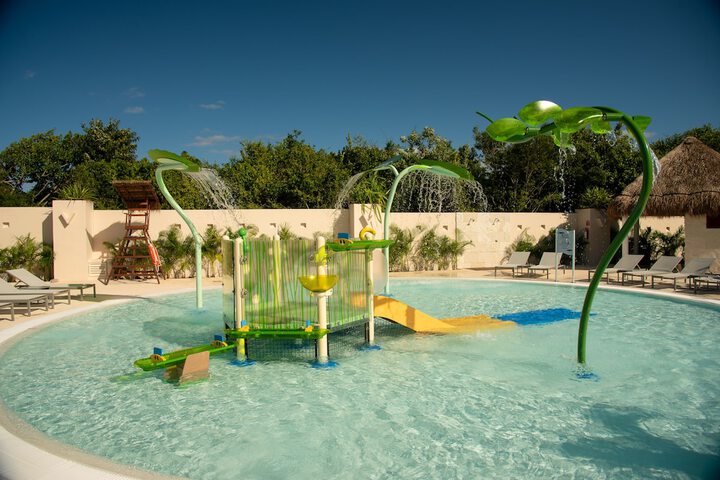 Pool 61 of 177