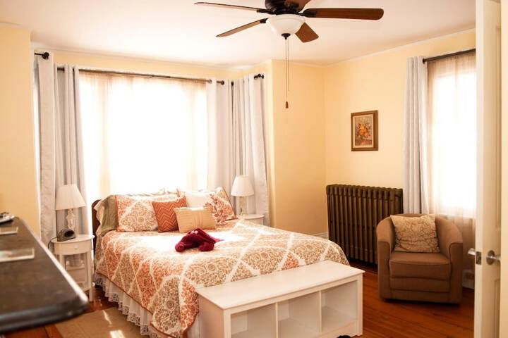 Room 14 of 22