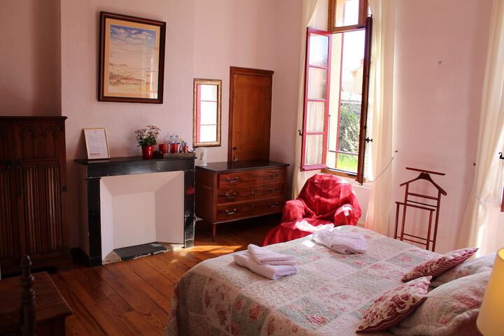 Room 9 of 43