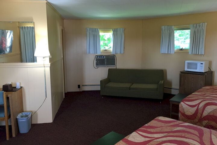 Room 4 of 29