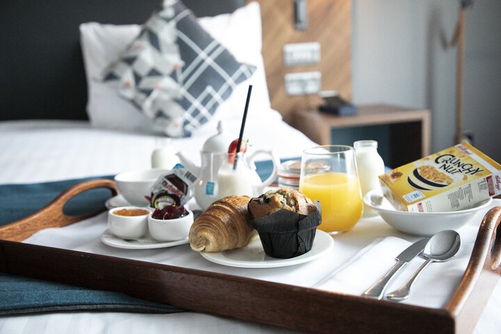 Breakfast/Coffee Service 20 of 25