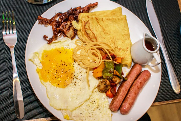 Breakfast/Coffee Service 27 of 30
