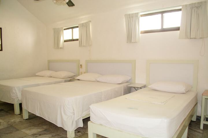 Room 17 of 42