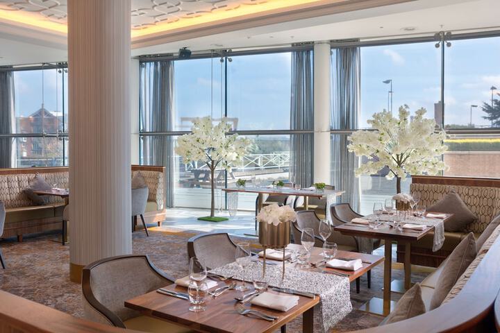 Dining 85 of 206