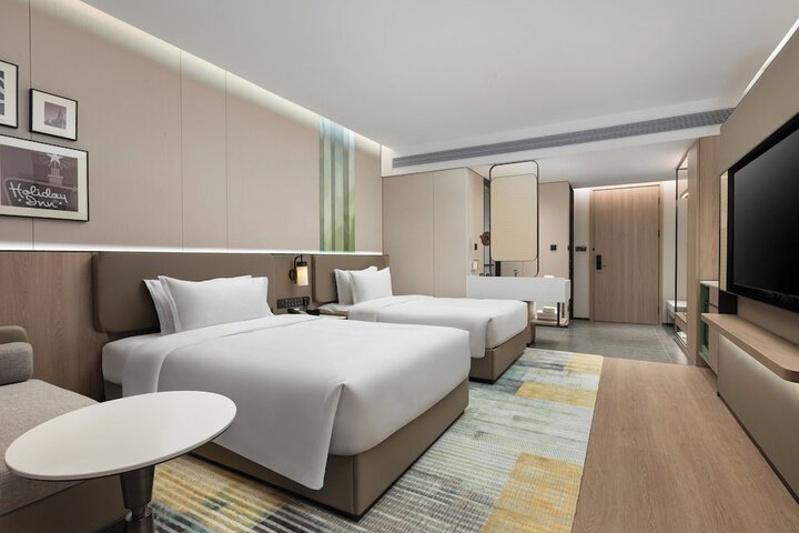 Room 26 of 88