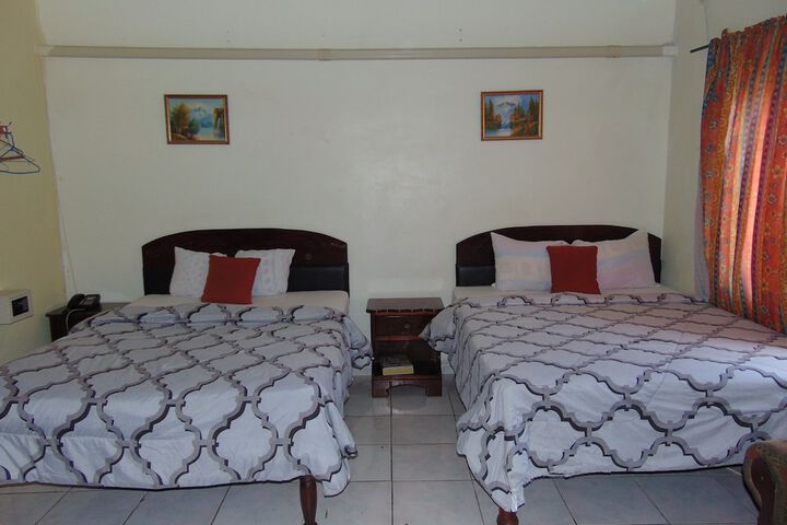 Room 3 of 13