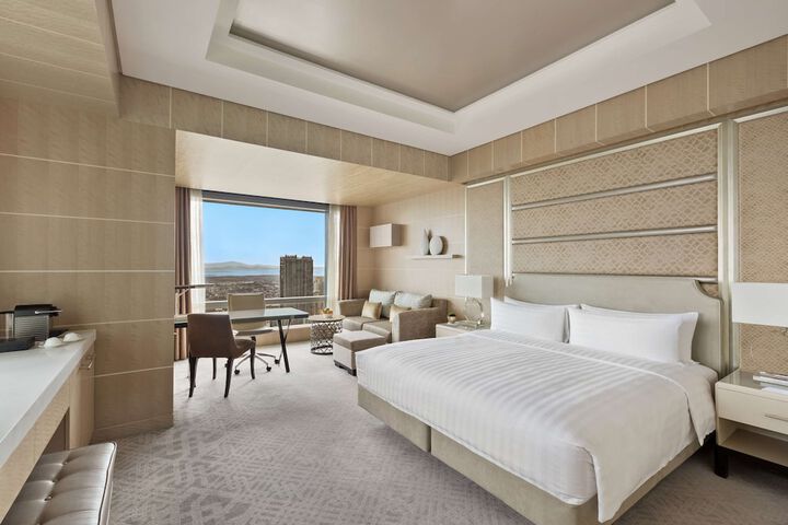 Room 28 of 123