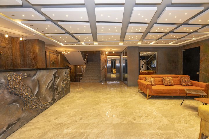 Hotel Interior 6 of 49