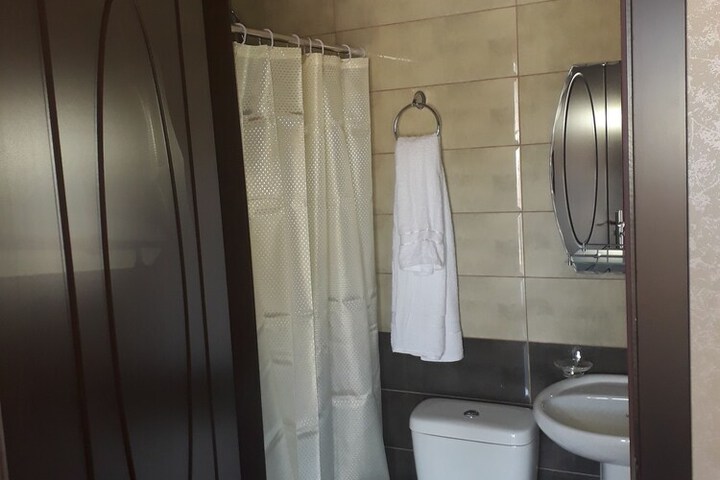 Room 10 of 89