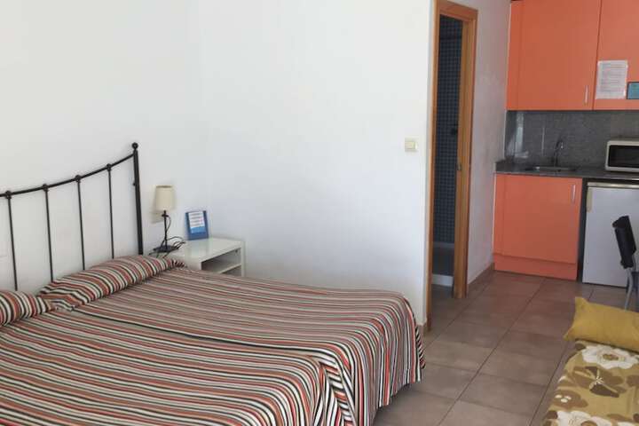 Room 21 of 104