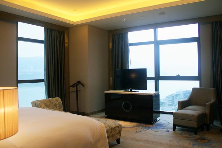 Room 29 of 61
