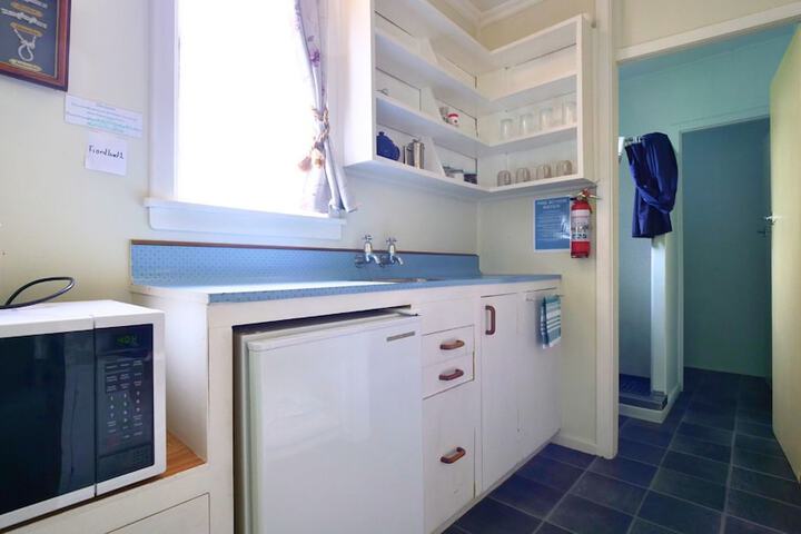 Room 9 of 20