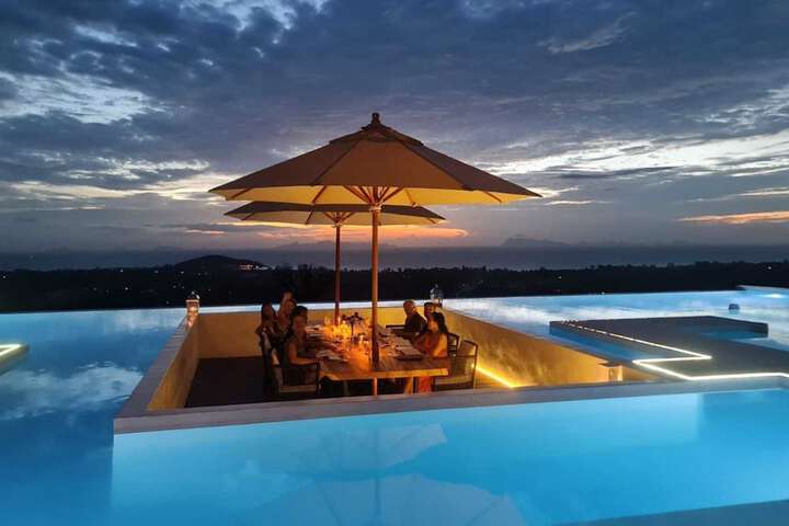 Pool 90 of 134