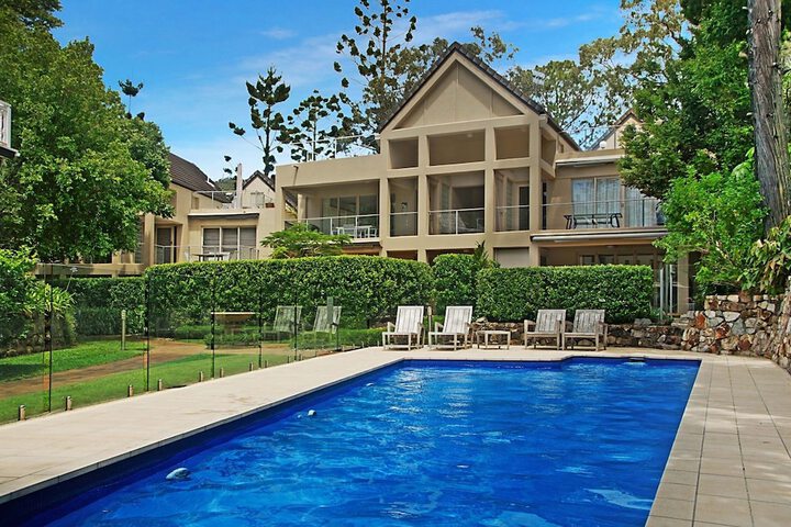 Pool 63 of 87