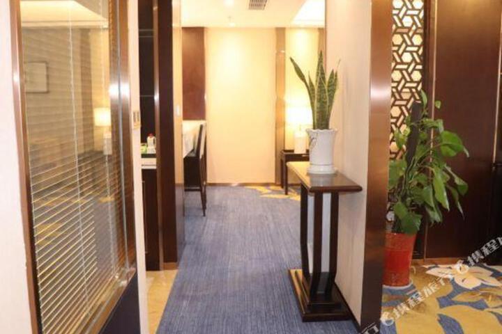 Shizhushan dezheng Hotel