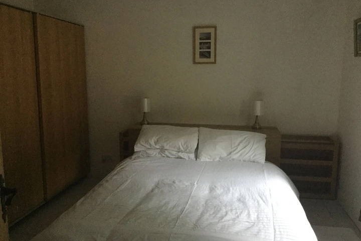 Room 2 of 12