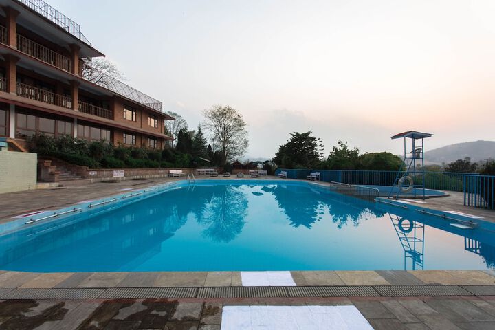 Pool 12 of 27