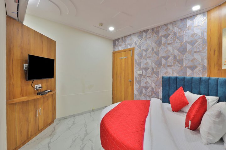 Room 27 of 56