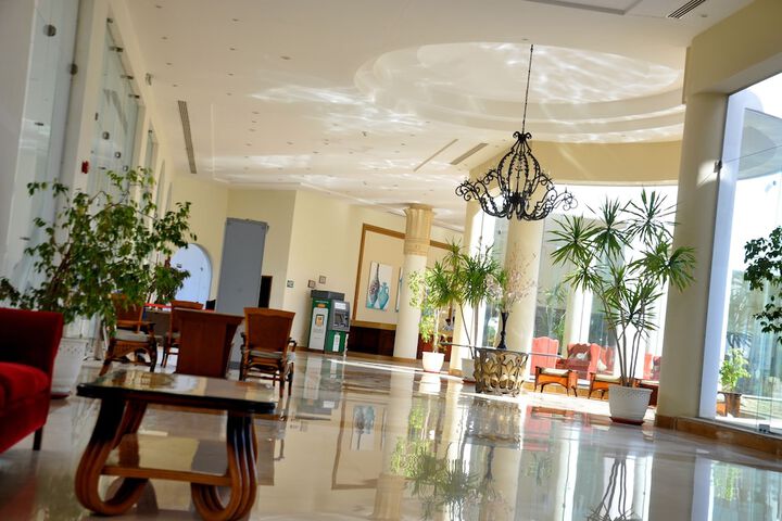 Guest Lobby