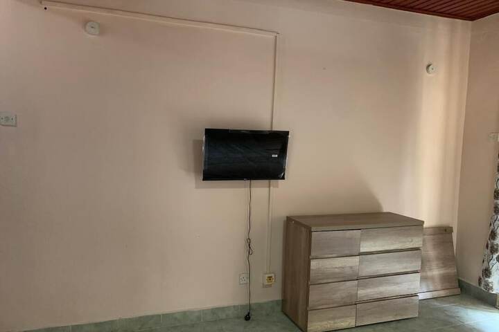 Room 11 of 46