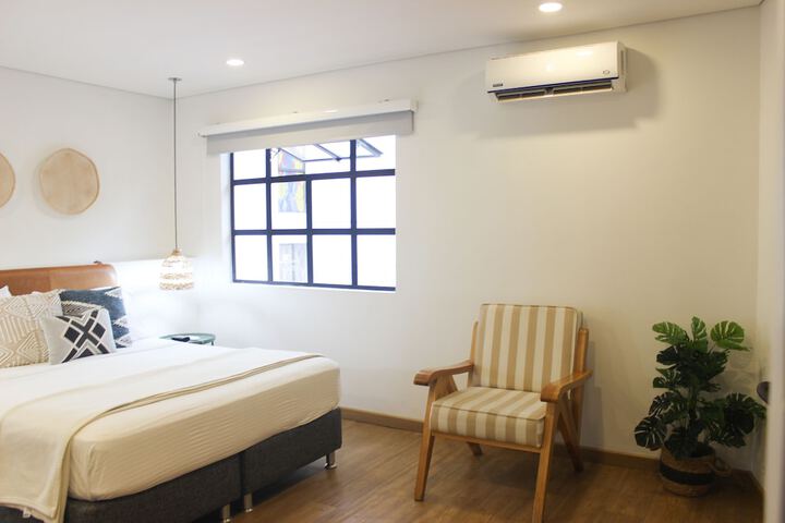 Room 12 of 62