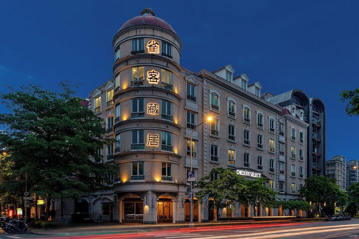 Hotel 51 of 56