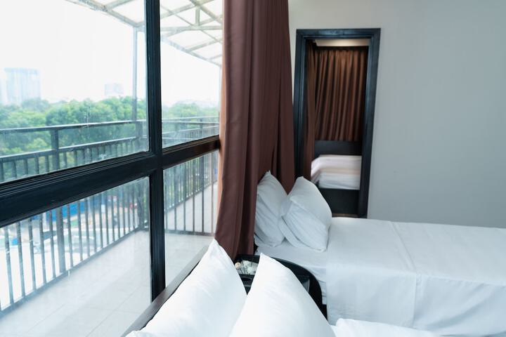 Room 25 of 41
