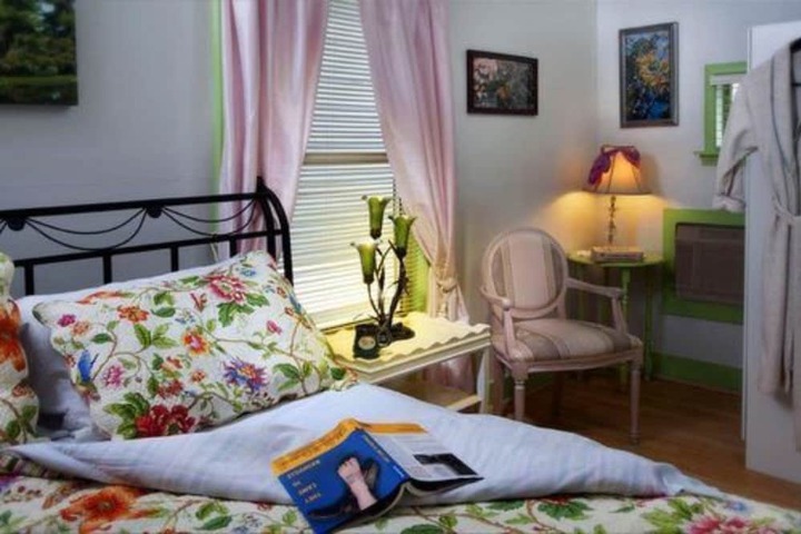 Room 11 of 62