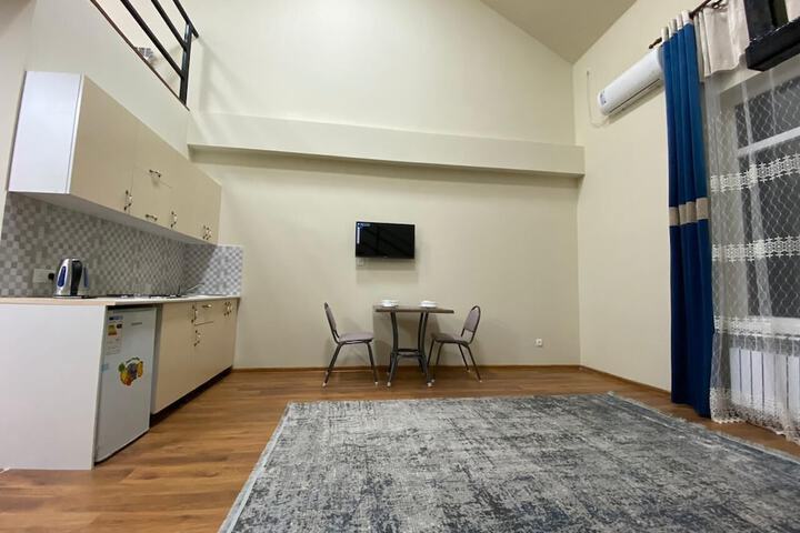 Room 12 of 18